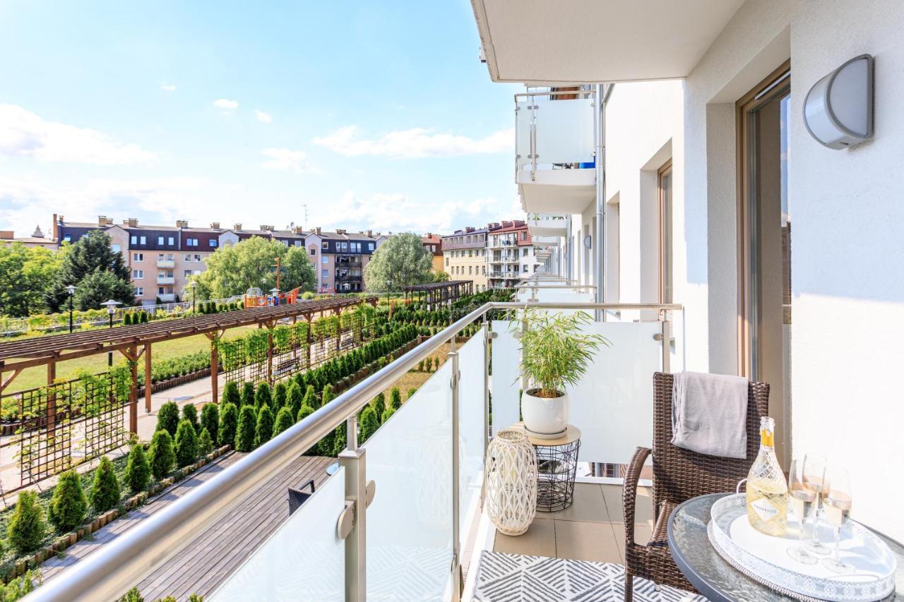 Apartament "Anna" - Kwartal Rozy Wiatrow, 15 Min Spacerem Od Plazy ชวีโนวิชแจ ภายนอก รูปภาพ