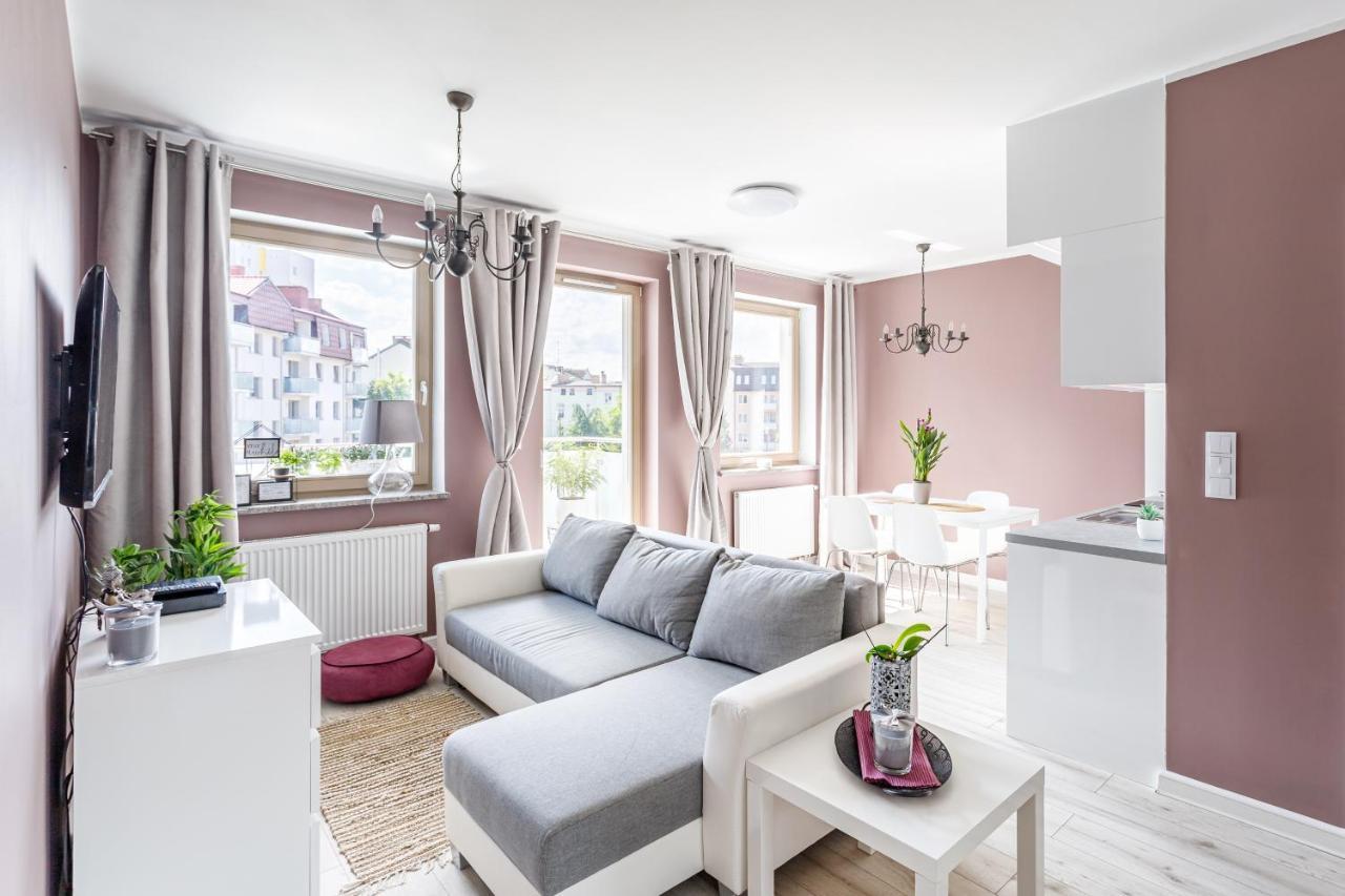 Apartament "Anna" - Kwartal Rozy Wiatrow, 15 Min Spacerem Od Plazy ชวีโนวิชแจ ภายนอก รูปภาพ