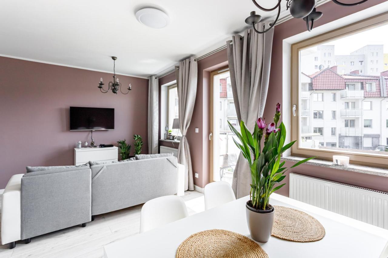 Apartament "Anna" - Kwartal Rozy Wiatrow, 15 Min Spacerem Od Plazy ชวีโนวิชแจ ภายนอก รูปภาพ